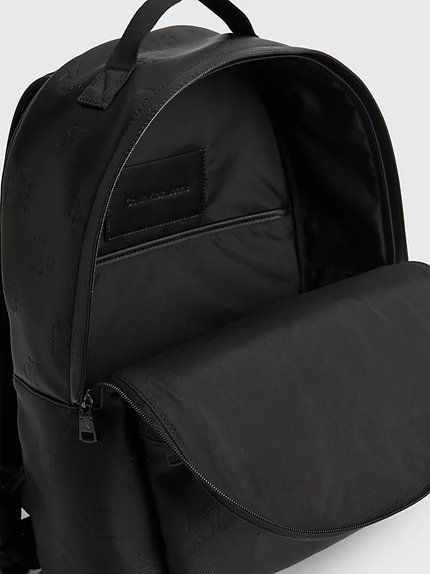 Módní K50K510105-0GJ batoh, 2023