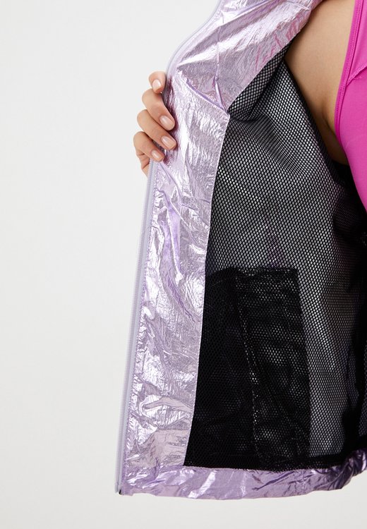 Fialová, Stříbrná barva, Cheryl bunda