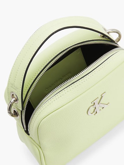 Módní K60K609779-LT6 crossbody, 2022