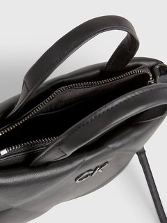 Lock Quilt kabelka Černá barva Ženy