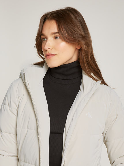 Módní J20J224106-YBI bunda, 2024