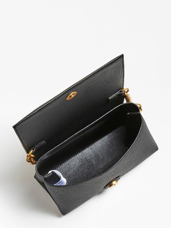 Černá barva, Downtown crossbody