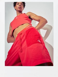 Calvin Klein Jeans, Červená barva Woven kraťasy