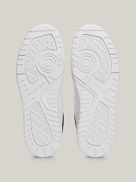 Bílá barva, TH Basket Core tenisky