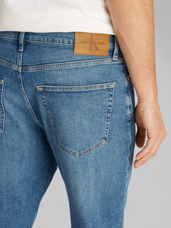 Luxusní J30J327175-1A4 jeans, 30/NI, 31/NI, 32/NI, 33/NI