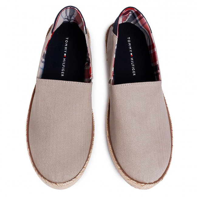Béžová barva, Easy Slip On