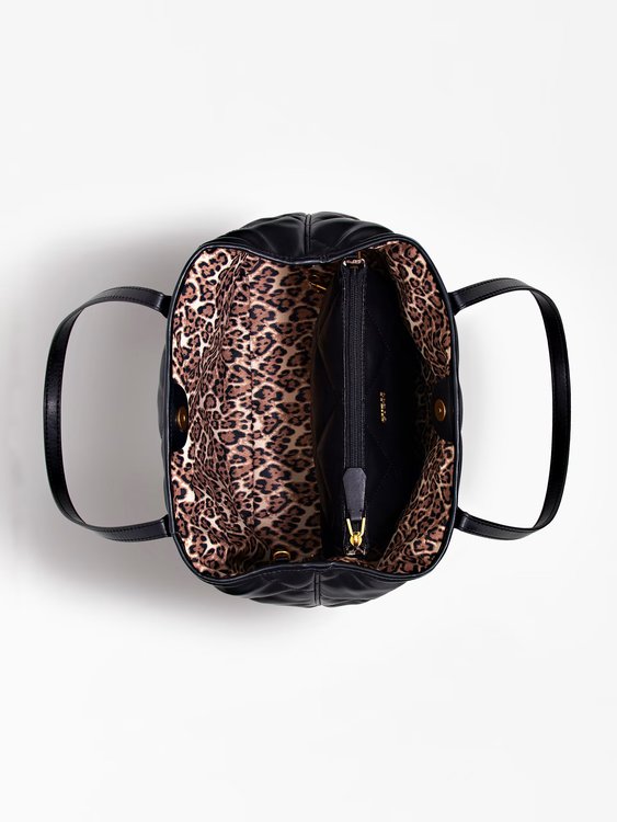 Módní Vikky kabelka, Černá barva, 2022