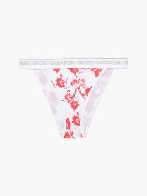 Bílá, Červená barva, CK One brazilky