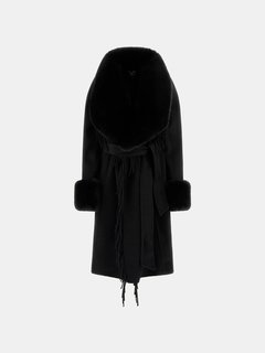 Černá barva, Liliana kabát