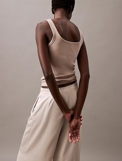 Béžová barva, Satin kalhoty