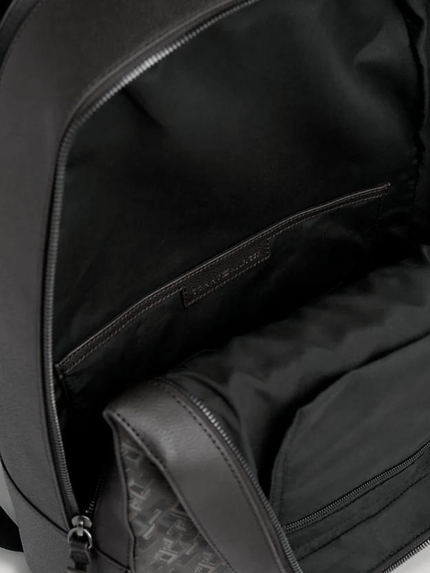 Módní TH Monogram Dome batoh, Černá barva, 2024