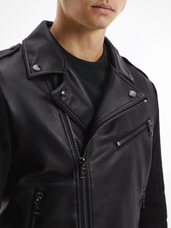 Calvin Klein Jeans – není fotka 3 1