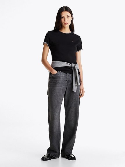 Módní New Slim Cody triko, Černá barva, 2024