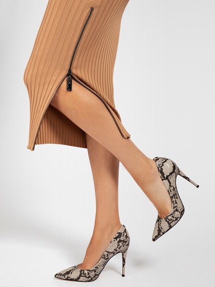 Módní Becky šaty, Béžová barva, 2021, 2020