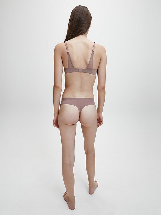 Módní Tanga, Hnědá barva, BASIC                                   