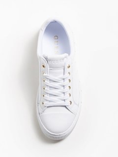 Bílá barva, Intrest tenisky