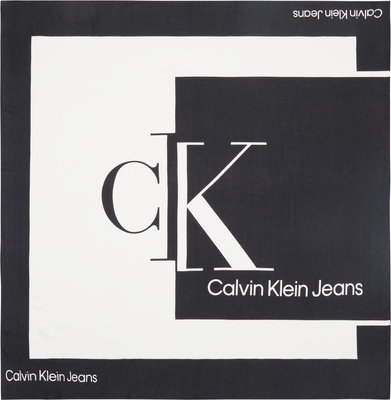 Calvin Klein Jeans – není fotka Block šála