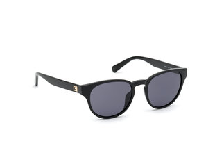 Černá barva, Sluneční brýle 1