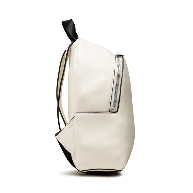 Sculpted batoh Krémová barva Ženy