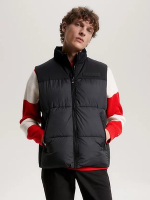 Tommy Hilfiger – New York Gilet vesta, Černá barva