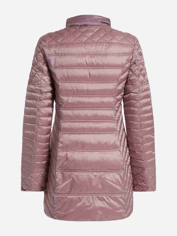 Růžová barva, Natasha bunda 2