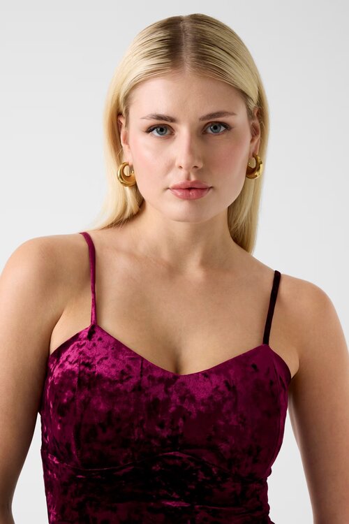 Módní Velvet slip dress, Červená barva, 2026