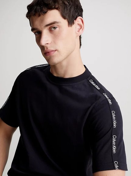 Módní Gym triko, Černá barva, 2024