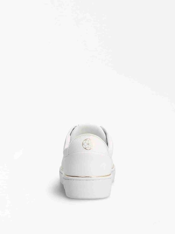 Bílá barva, Betea tenisky 1