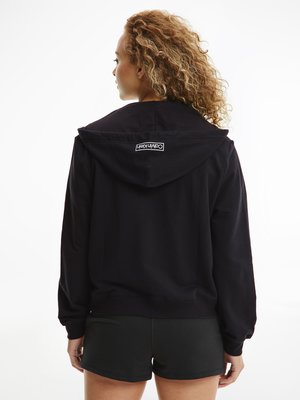 Módní 000QS6801E-UB1 mikina, 2022