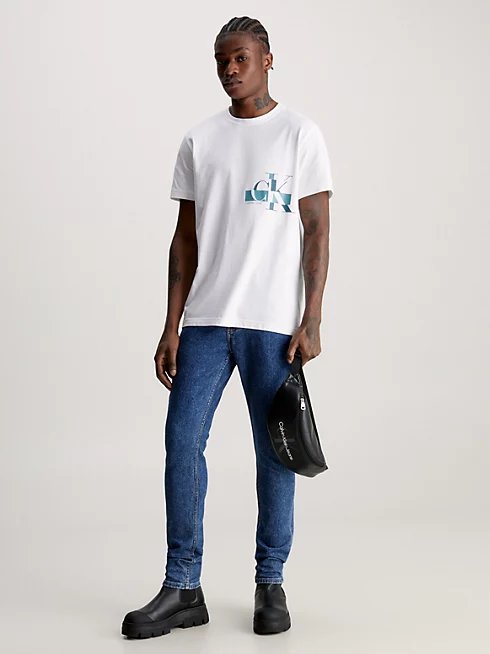 Módní Glitched triko, Bílá barva, 2023