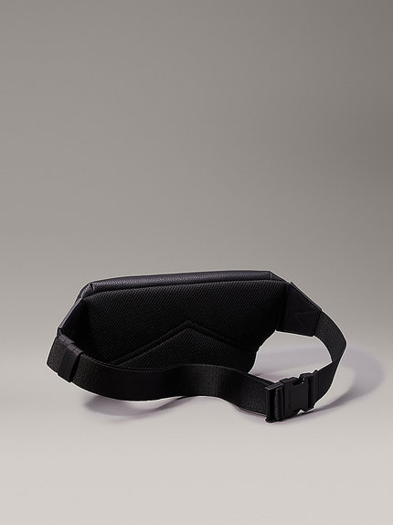 Módní Bum Bag ledvinka, Černá barva, 2024