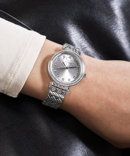 GUESS, Stříbrná barva Enchantment hodinky