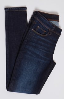 Modrá barva, Skinny fit jeans 1