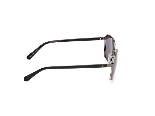 Černá barva, Sluneční brýle