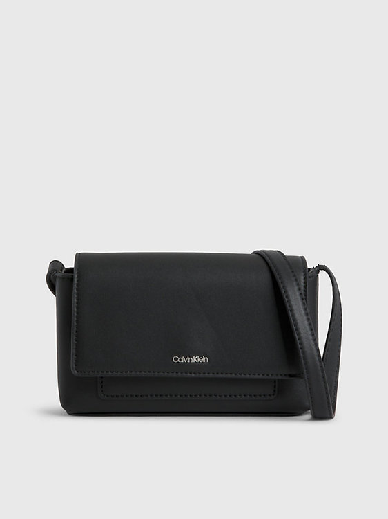 Calvin Klein Jeans – CK Must crossbody, Černá barva