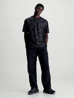 All-Over Logo triko Černá barva Muži