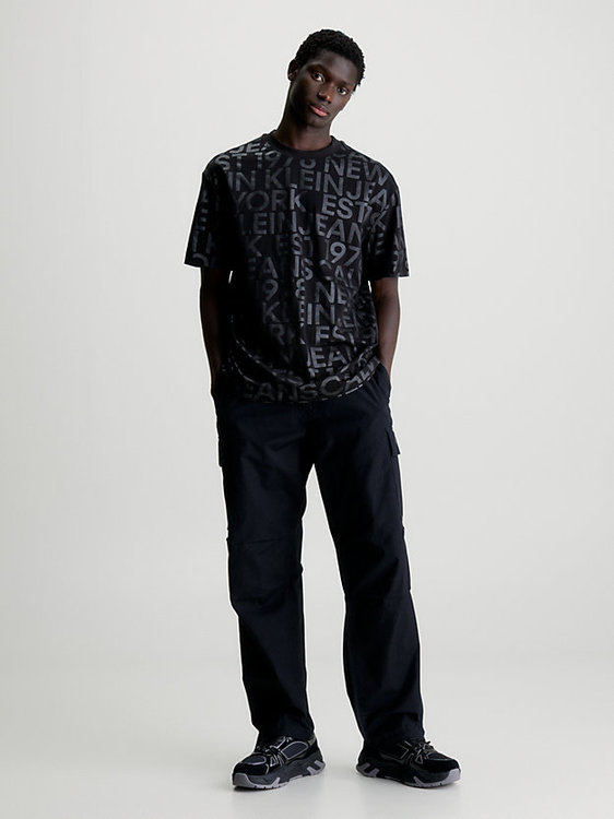 All-Over Logo triko Černá barva Muži