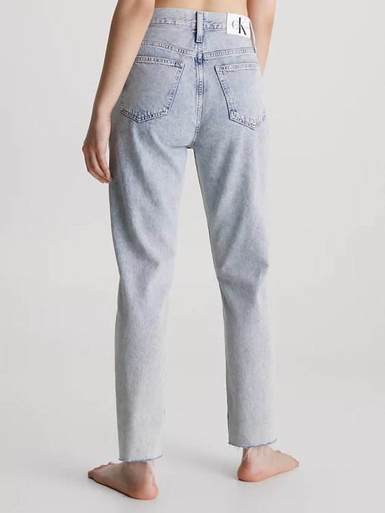 Módní J20J221255-1AA jeans, 2023