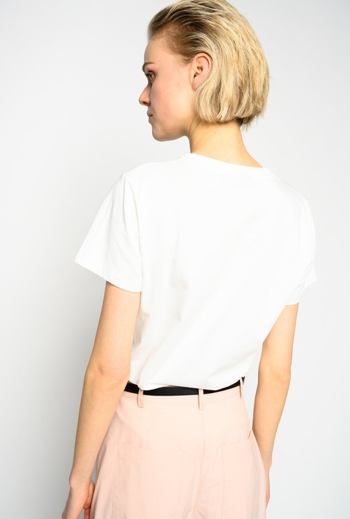 Bílá barva, Triko Facoltosa