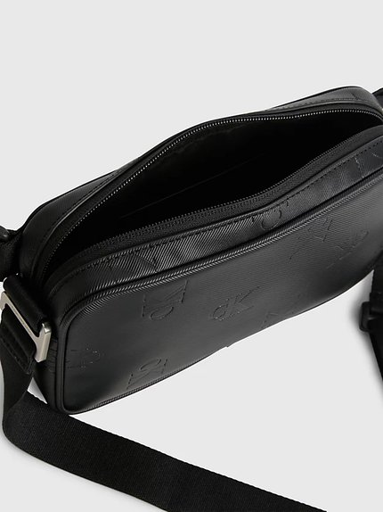 Módní Monogram crossbody, Černá barva, 2023