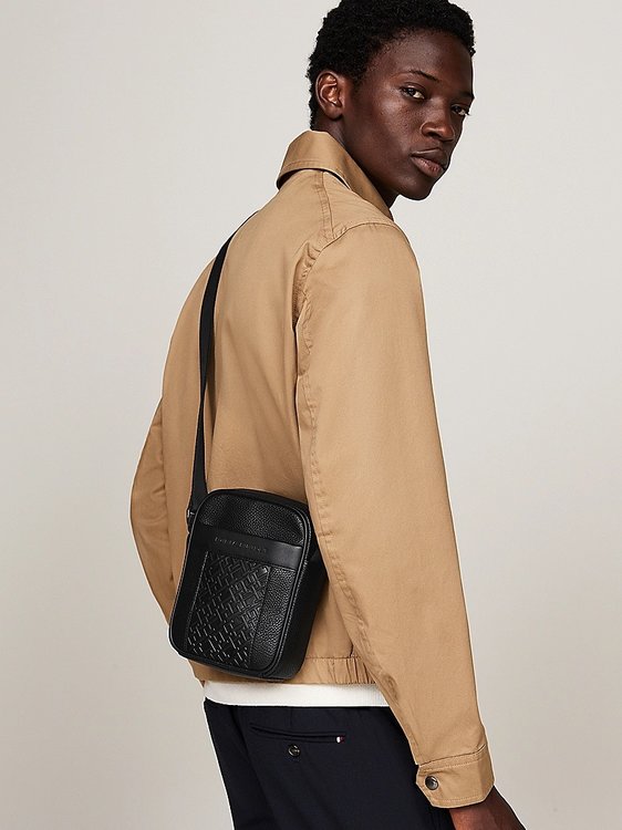 TH Central Mono crossbody Černá barva Muži