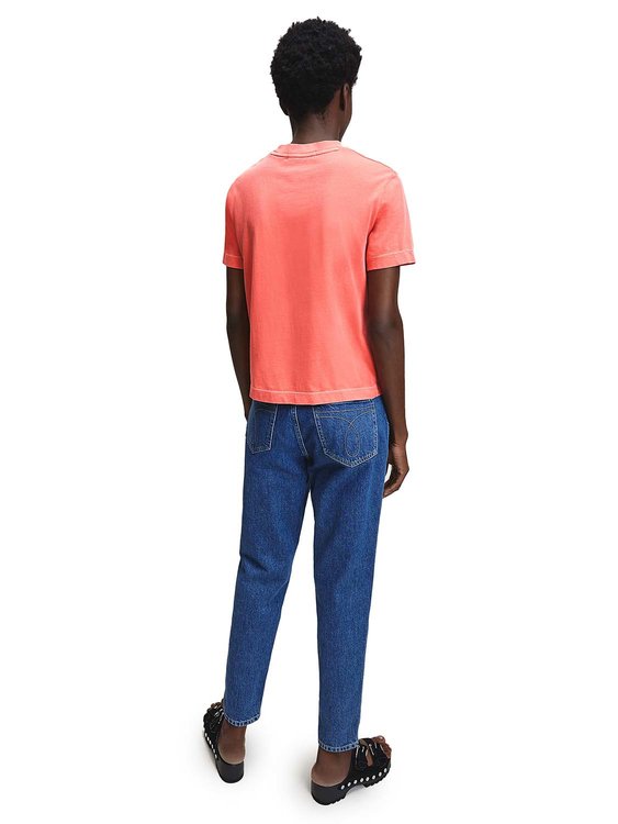 Oranžová barva, Triko