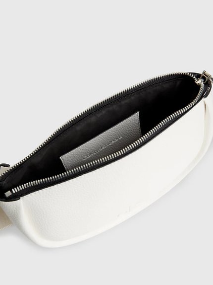 Módní K60K610864-YAF crossbody, 2023