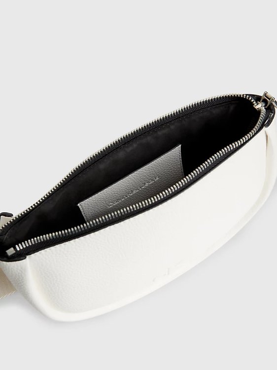 Módní K60K610864-YAF crossbody, 2023