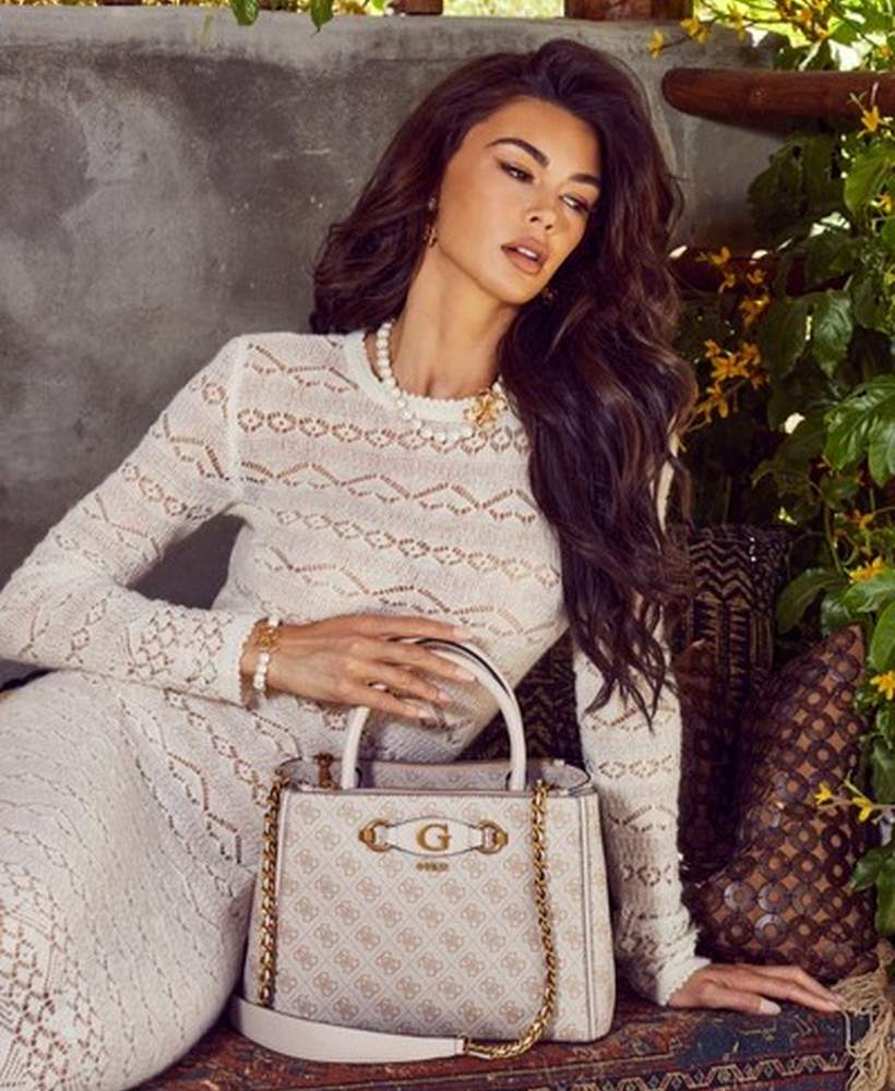 GUESS → eshop s nejširší nabídkou | FADE