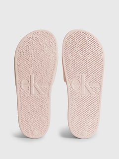 Růžová barva, Slide pantofle