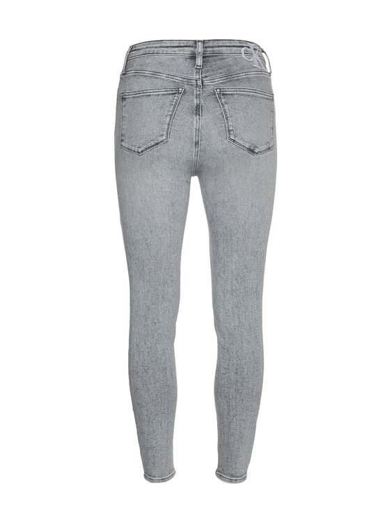 Módní není fotka Skinny jeany, 2022