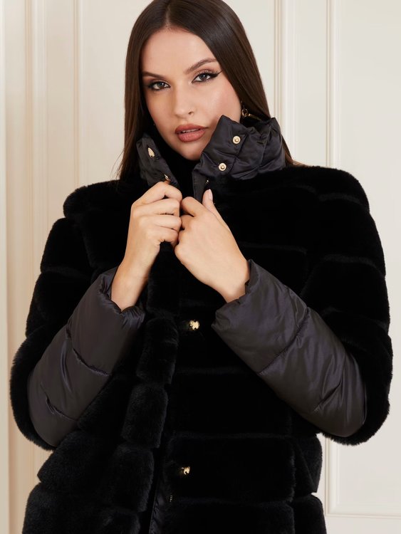 Černá barva, Vicky Puffer bunda