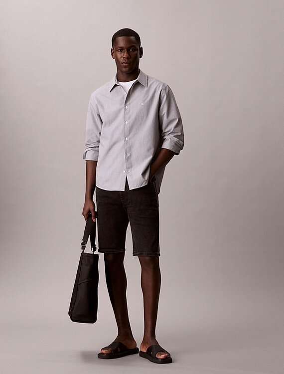 Calvin Klein Jeans – Slim essential šortky, Černá barva