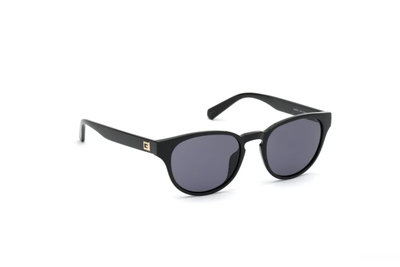 Černá barva, Sluneční brýle